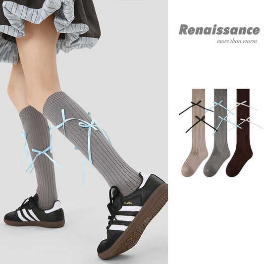 Ballet socks with bow